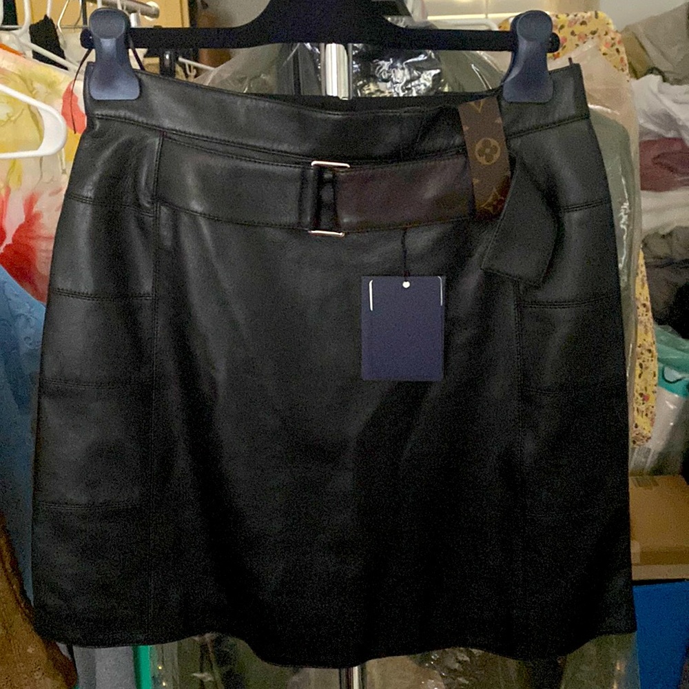 Black leather brand new Louis Vuitton leather skirt miniskirt